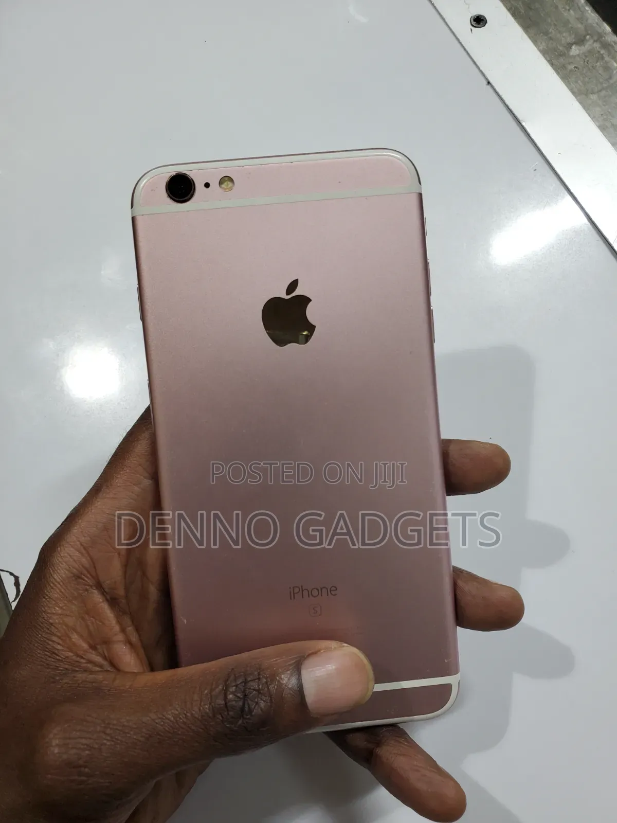 Apple iPhone 6s Plus 32 GB White