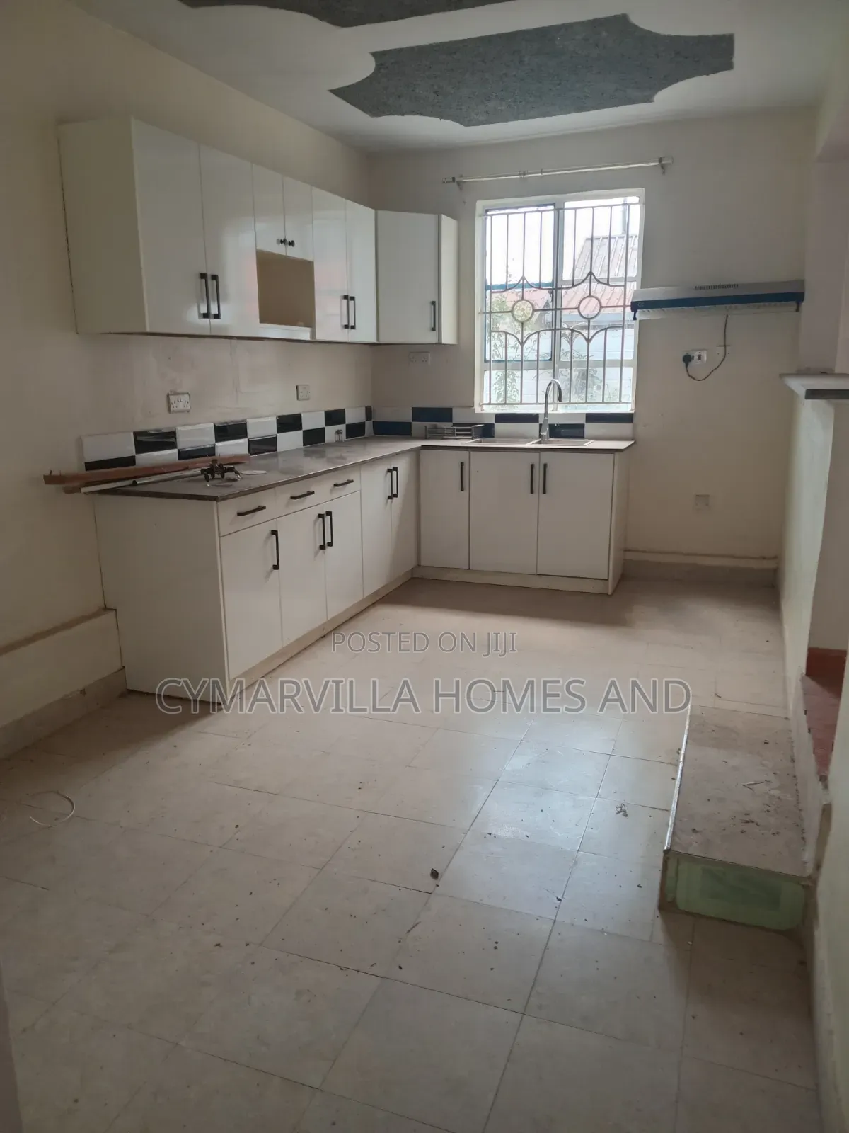 4bdrm Mansion in Rukubi Area, Lower Kabete for rent