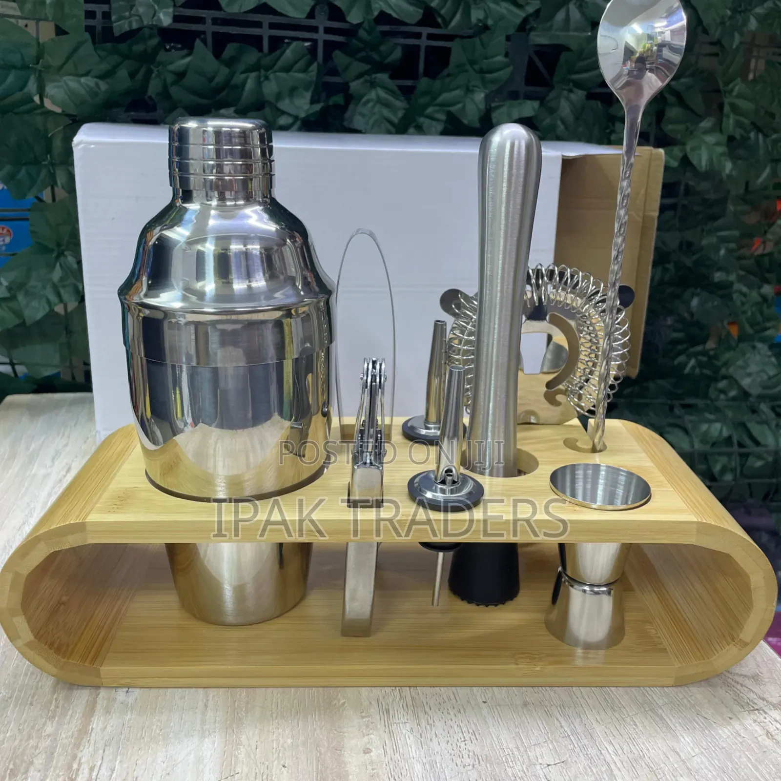 10pcs Cocktail Shaker Set ▪ Color: Silver ▪ Size: 10pcs Set