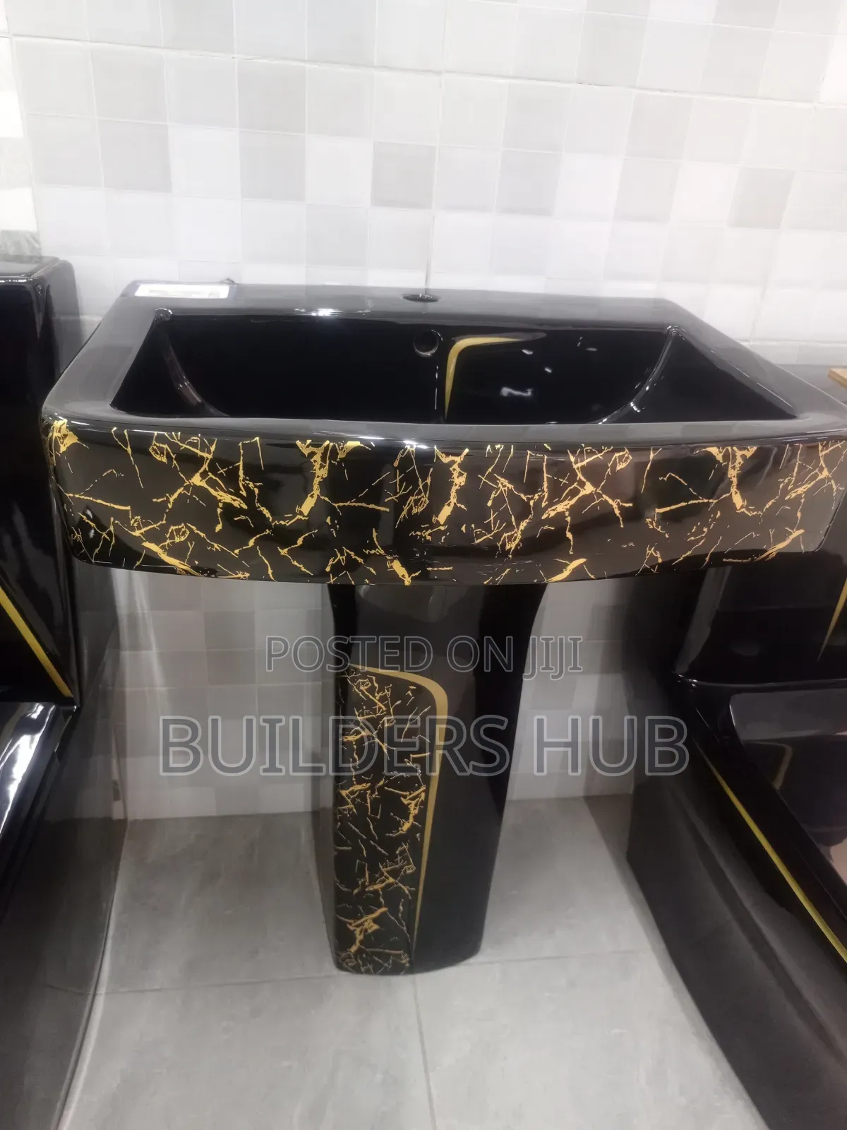 Hand Wash Basin Pedestal Black Golden