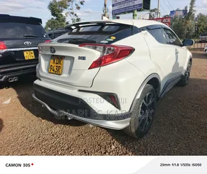 Toyota Corolla Hatchback 2019 White