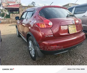 Nissan Juke 2011 Maroon