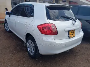 Toyota Auris 2009 White