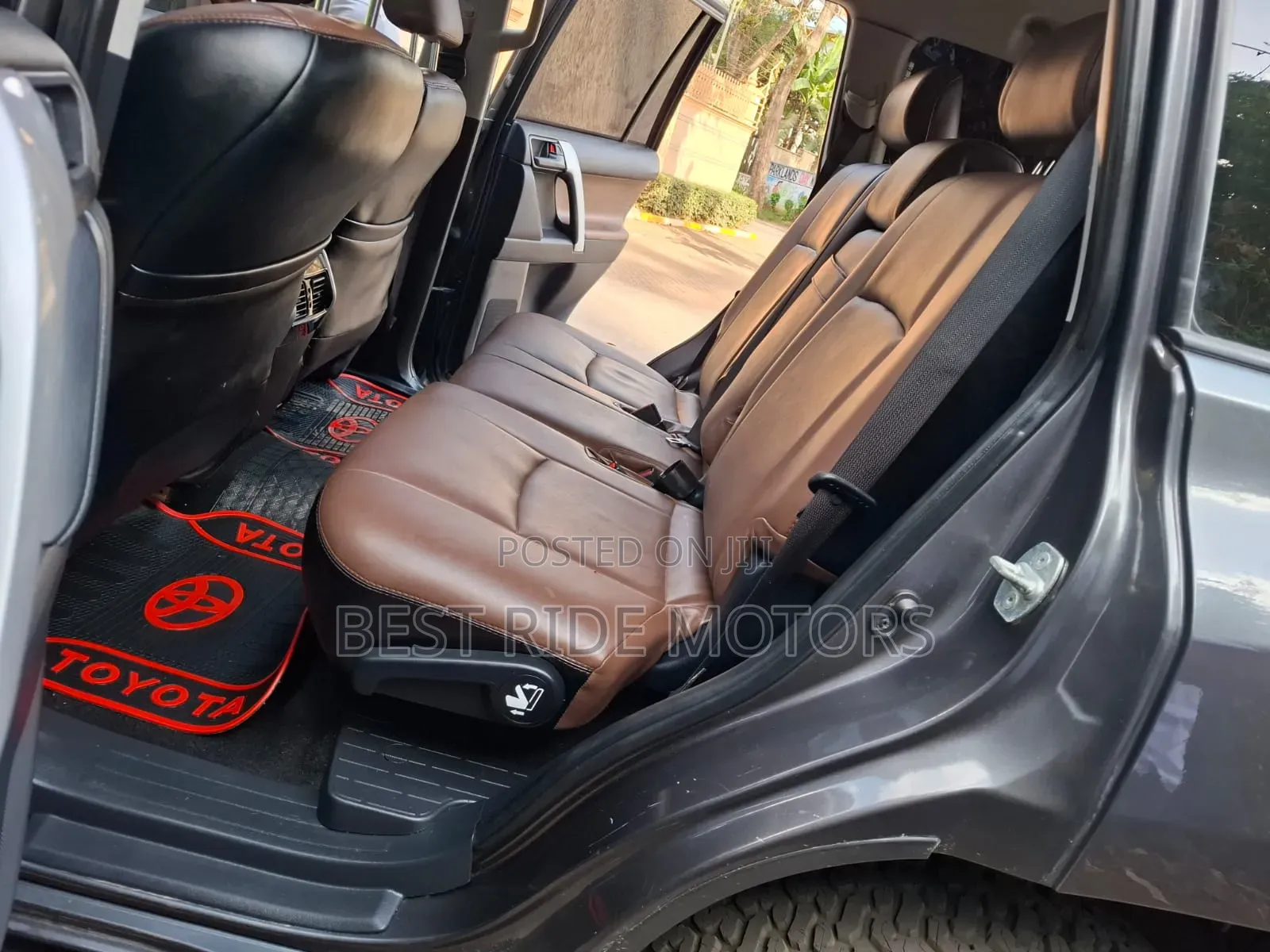 Toyota Land Cruiser Prado 3.0 190hp 2020 Gray