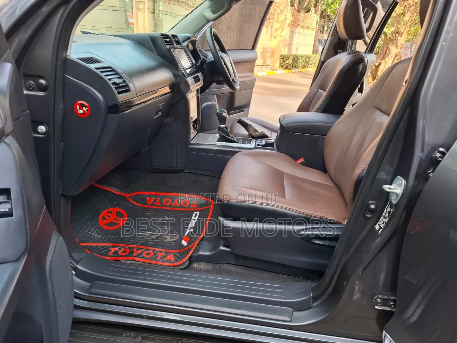 Toyota Land Cruiser Prado 3.0 190hp 2020 Gray