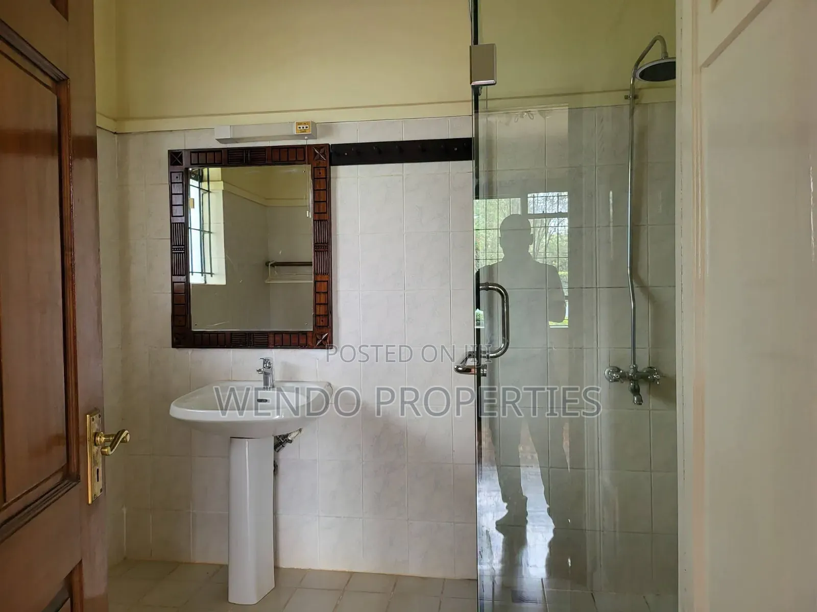 4bdrm Bungalow in Runda for rent