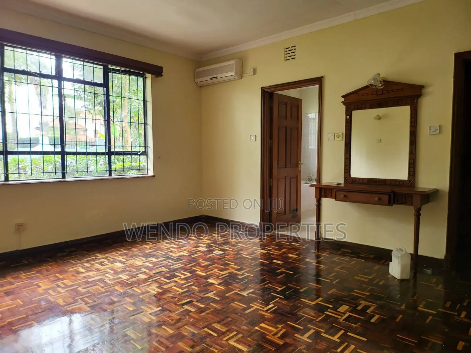 4bdrm Bungalow in Runda for rent