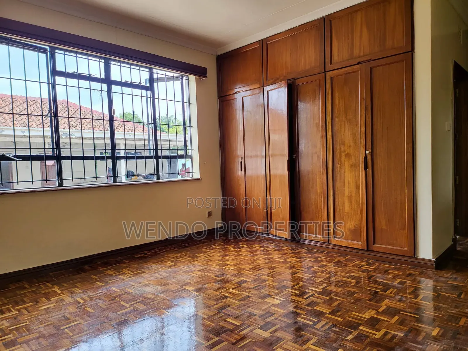 4bdrm Bungalow in Runda for rent