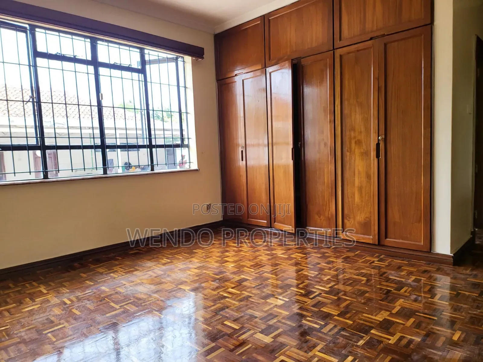 4bdrm Bungalow in Runda for rent