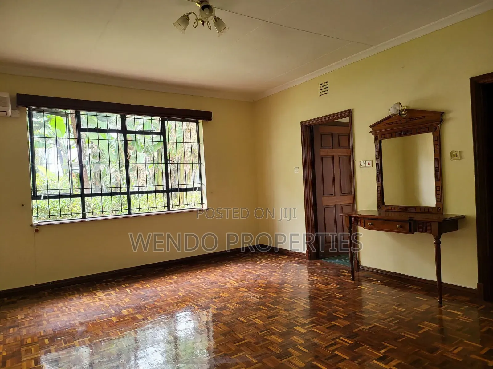4bdrm Bungalow in Runda for rent