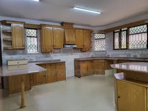 5bdrm Villa in Runda for rent