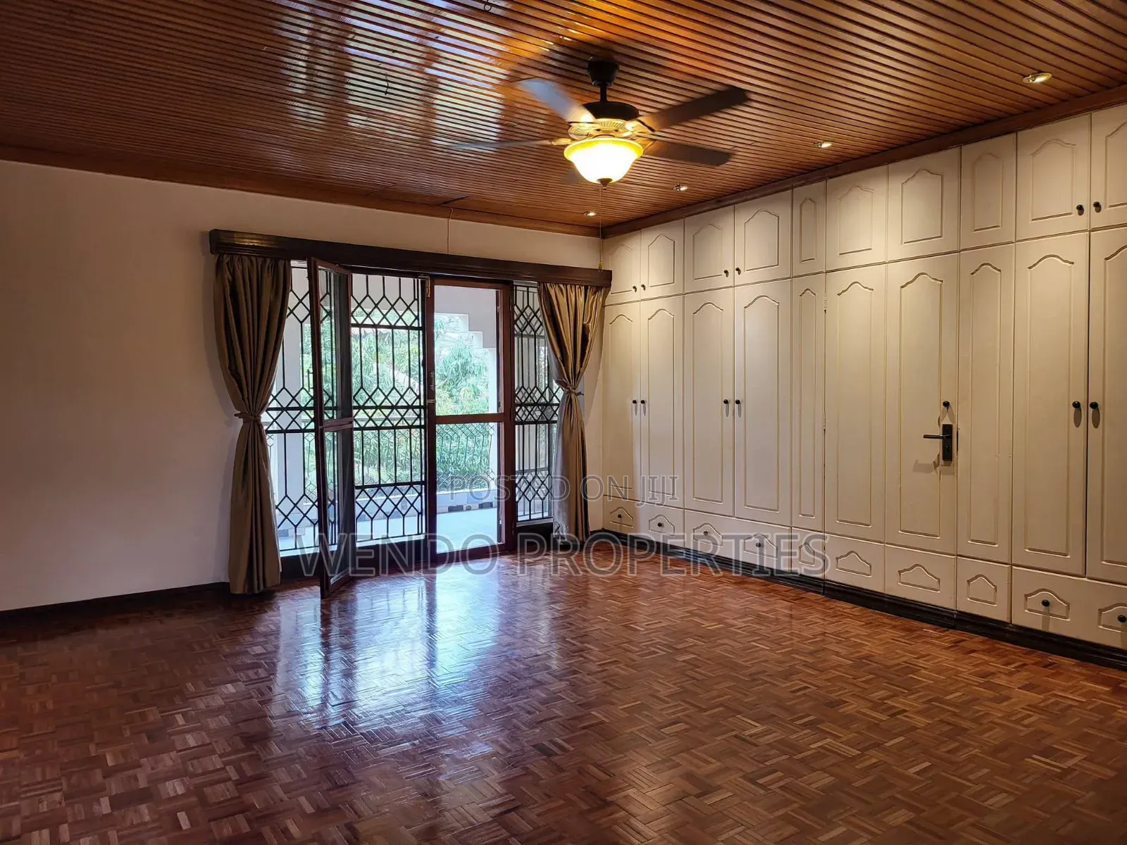 5bdrm Villa in Runda for rent