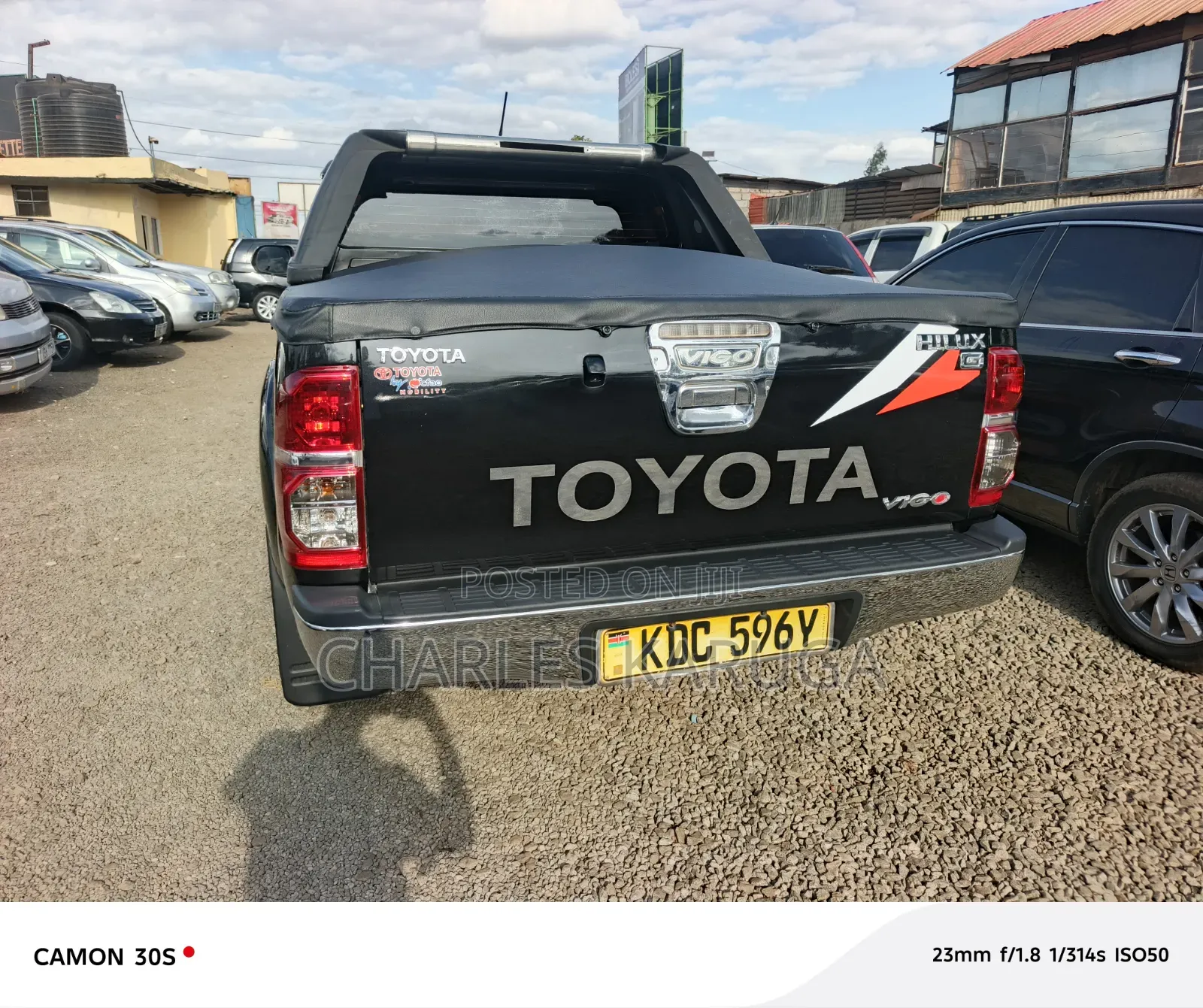 Toyota Hilux 2014 Black