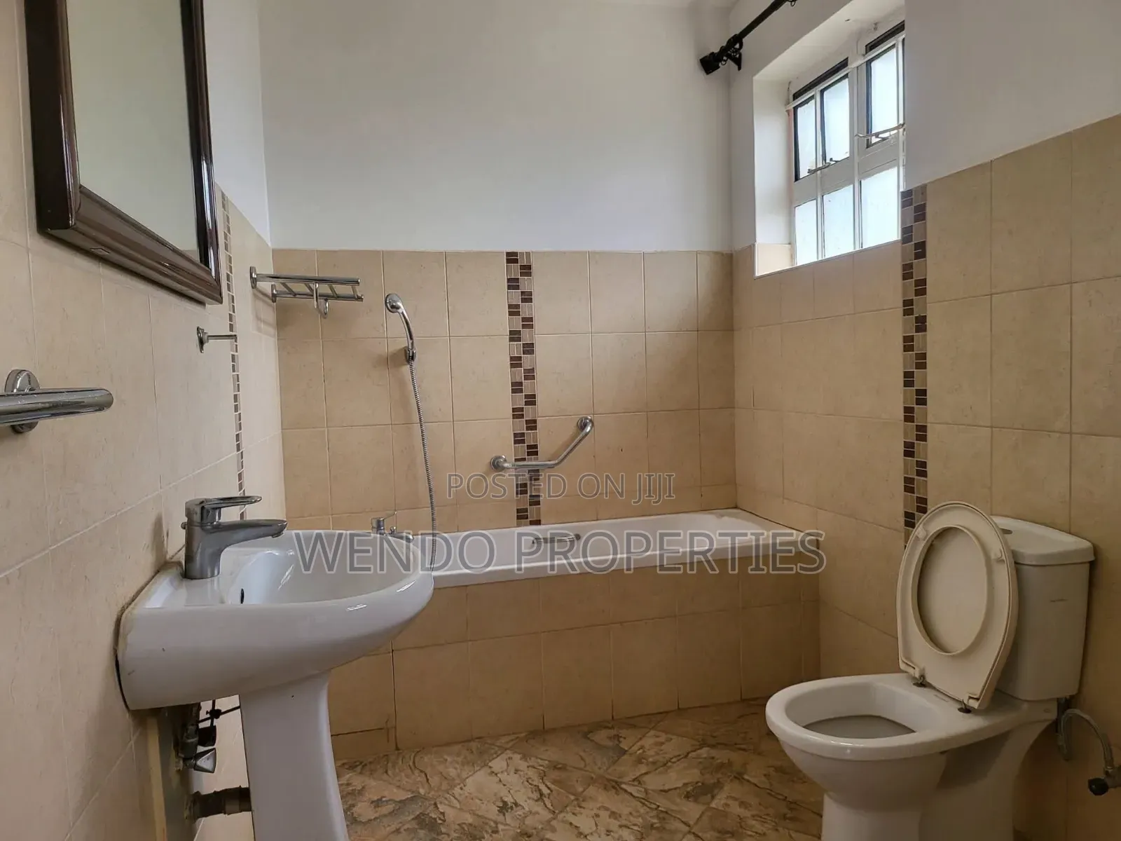 5bdrm Villa in Runda for rent