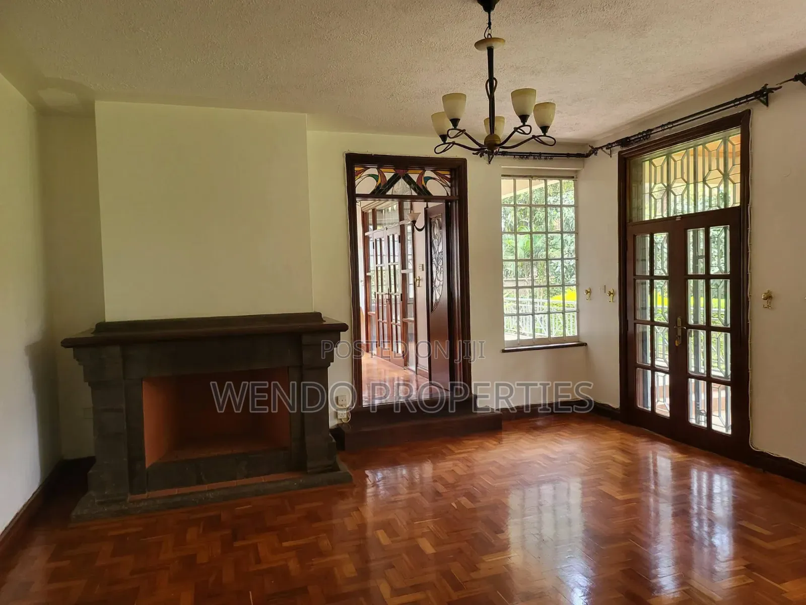 5bdrm Villa in Runda for rent