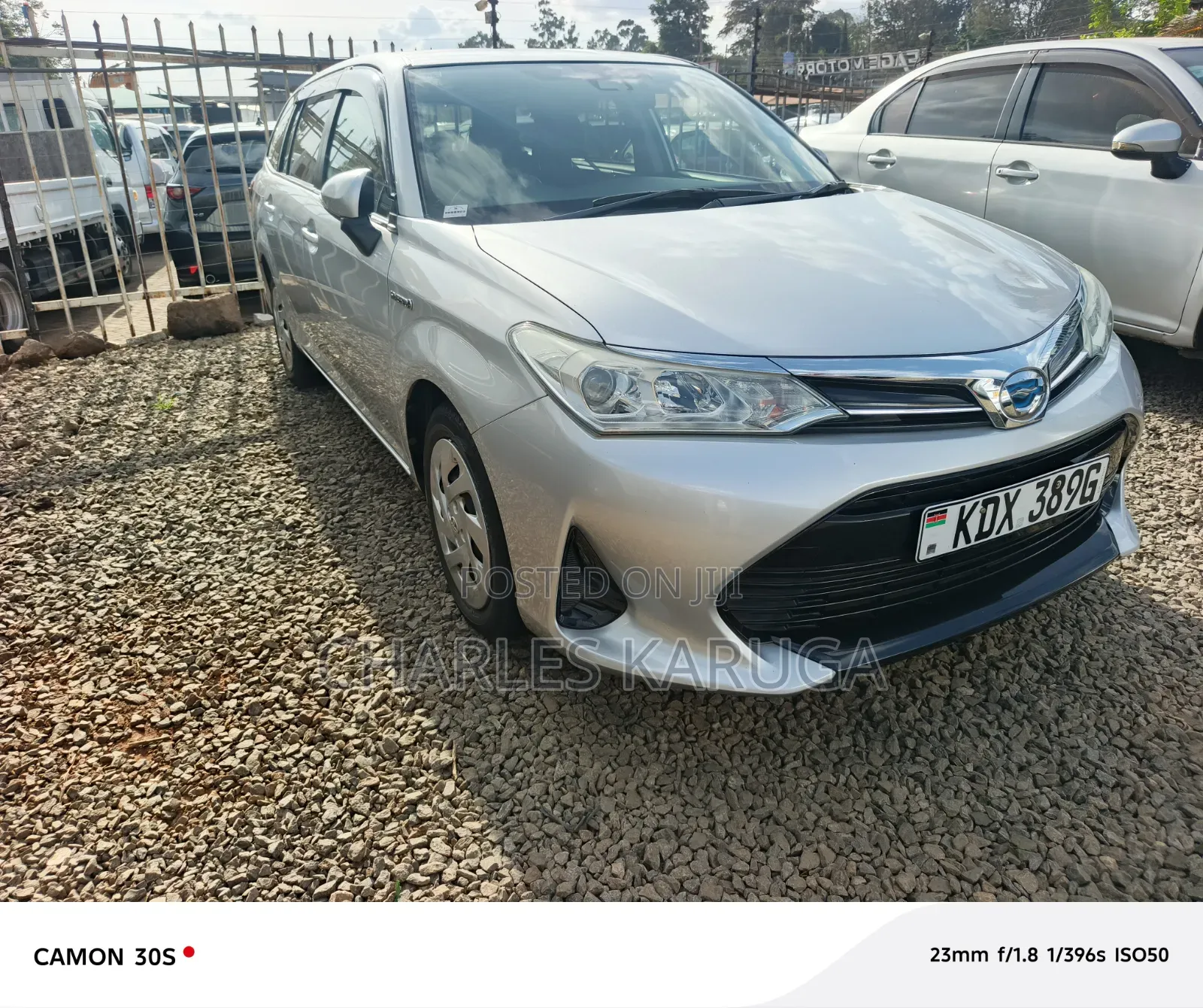 Toyota Corolla Fielder 2017 Silver