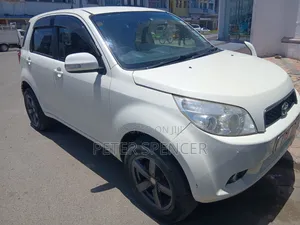 Toyota Rush 2013 White