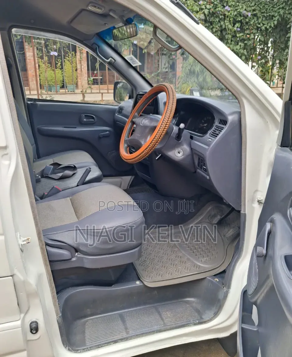 Toyota TownAce 2006 White
