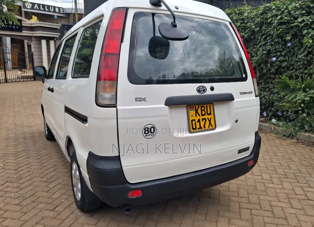 Toyota TownAce 2006 White