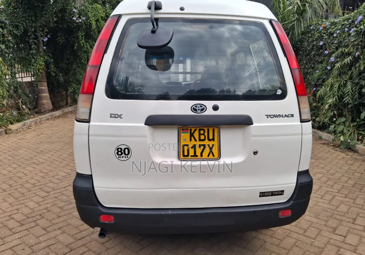 Toyota TownAce 2006 White