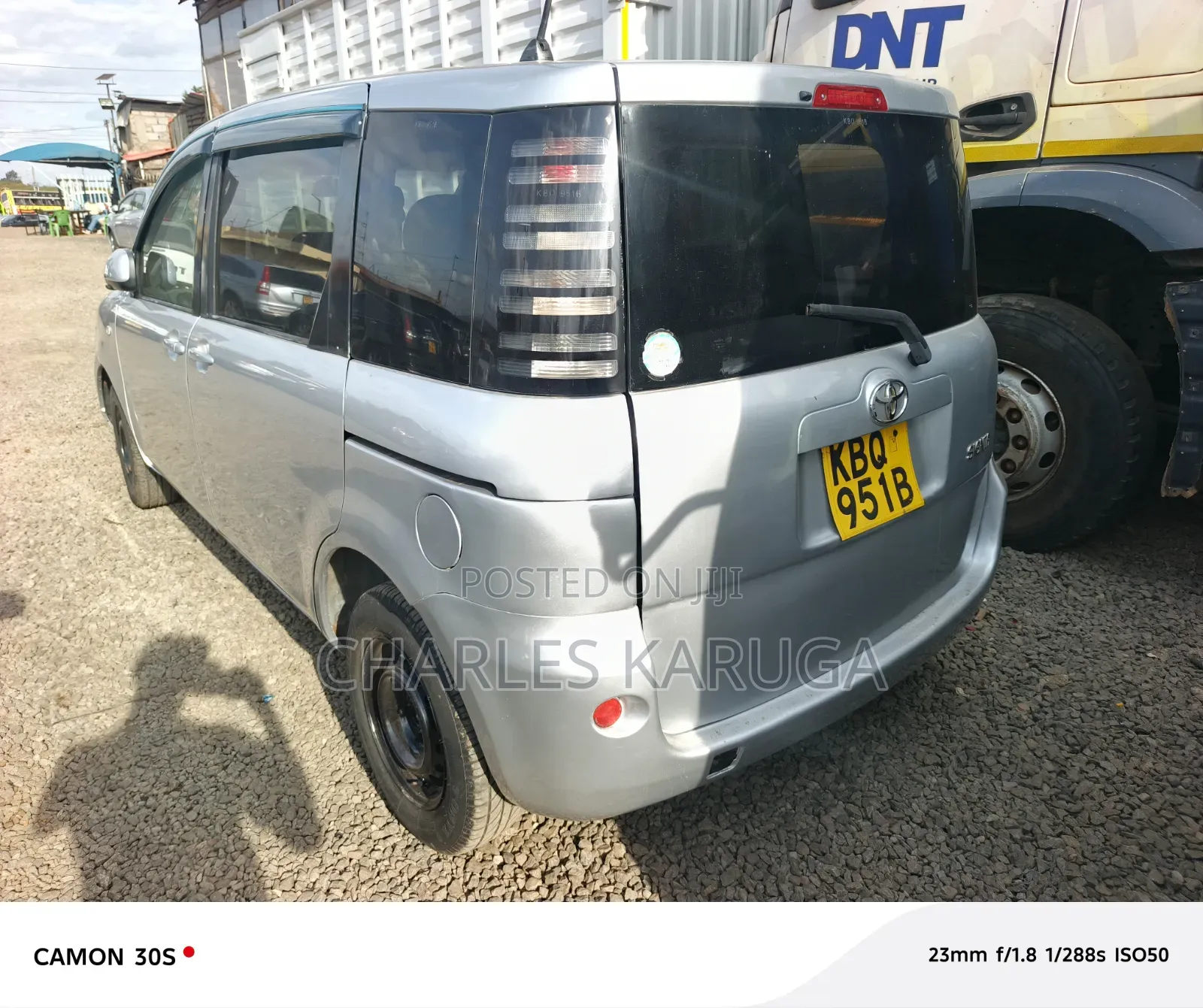 Toyota Sienta 2006 Silver