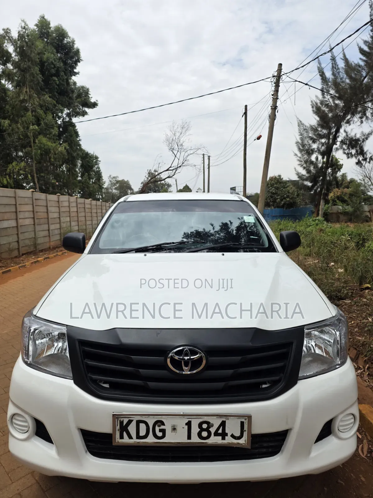 Toyota Hilux 2015 White