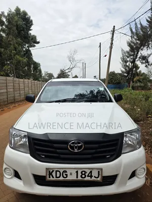 Toyota Hilux 2015 White