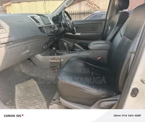 Toyota Hilux 2013 White
