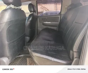 Toyota Hilux 2013 White