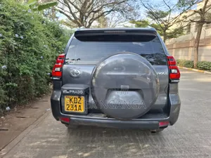 Toyota Land Cruiser Prado 3.0 190hp 2020 Gray