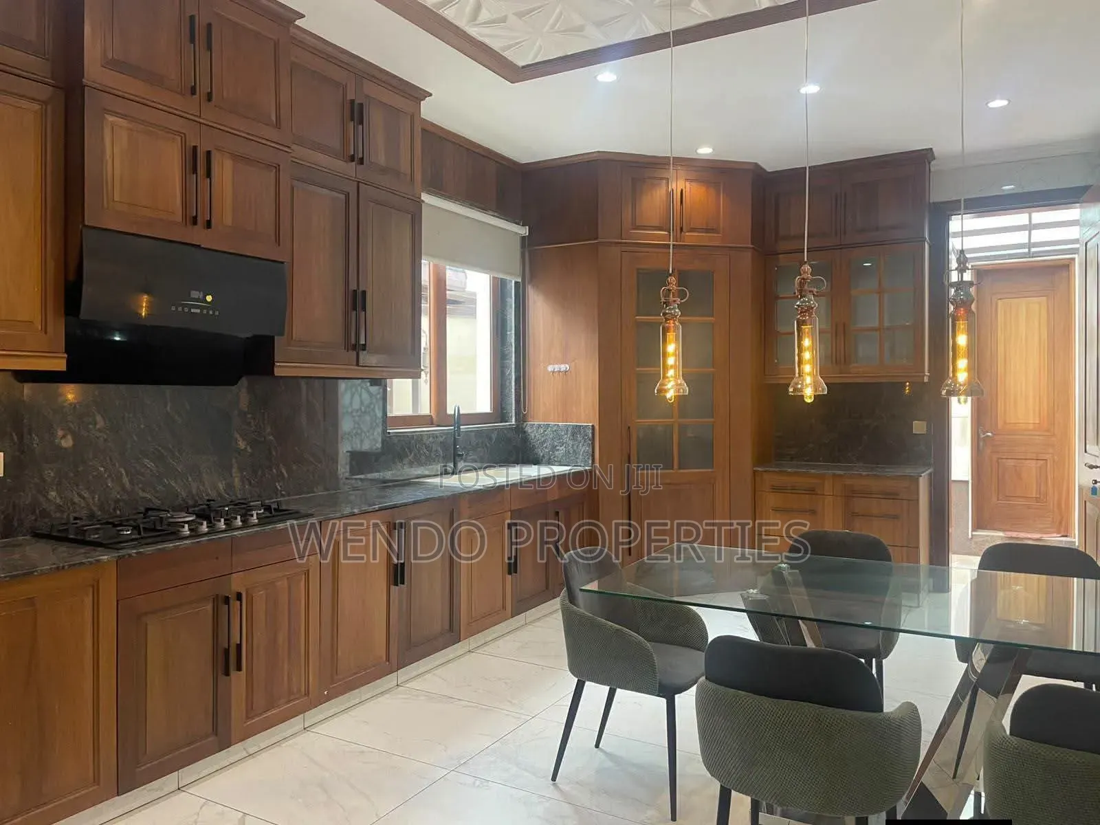 Furnished 6bdrm Villa in Muthangari for sale