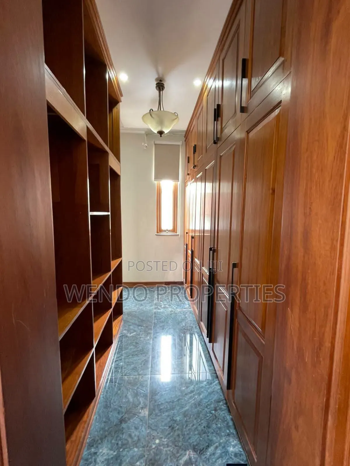 Furnished 6bdrm Villa in Muthangari for sale