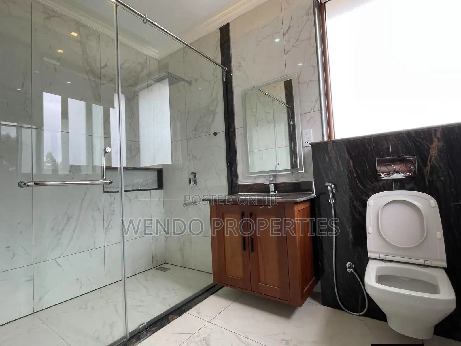 Furnished 6bdrm Villa in Muthangari for sale