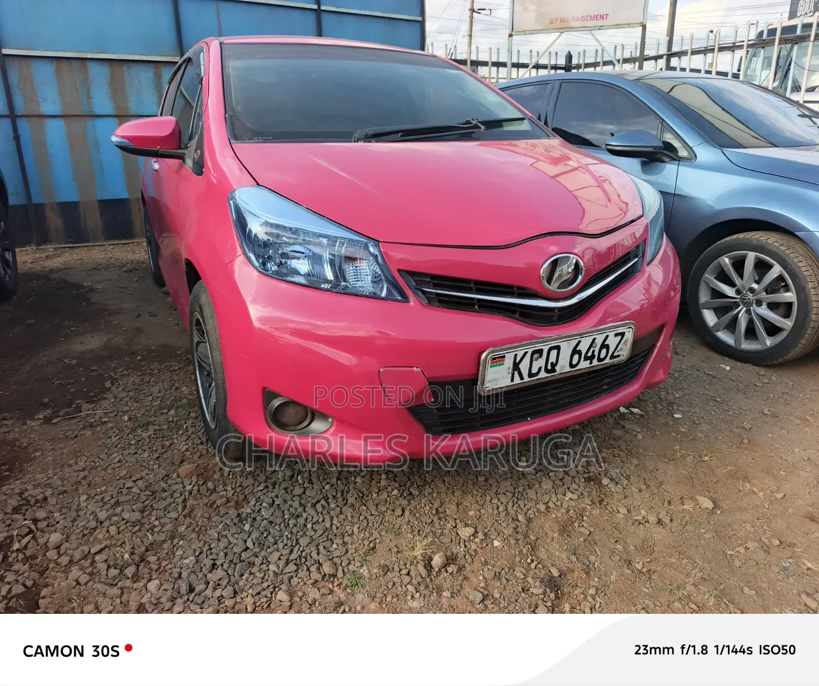 Toyota Vitz 2013 Red