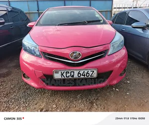 Toyota Vitz 2013 Red