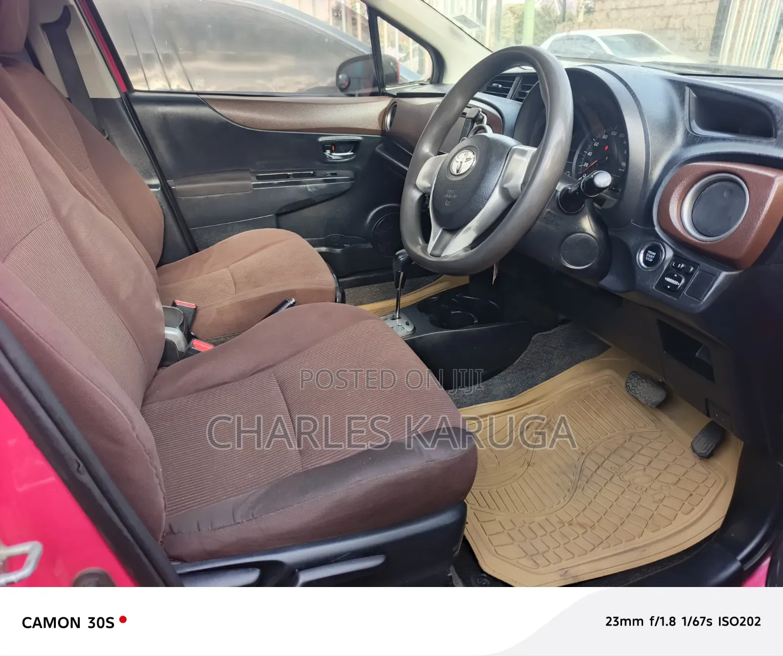 Toyota Vitz 2013 Red