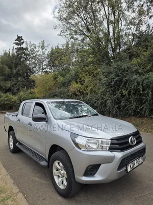 Toyota Hilux Revo Double Cab Deisel 2.4 RWD 2022 Silver