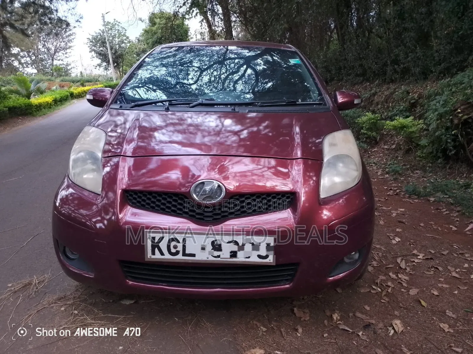Toyota Vitz 1.0 FWD 5dr 2010 Burgundy