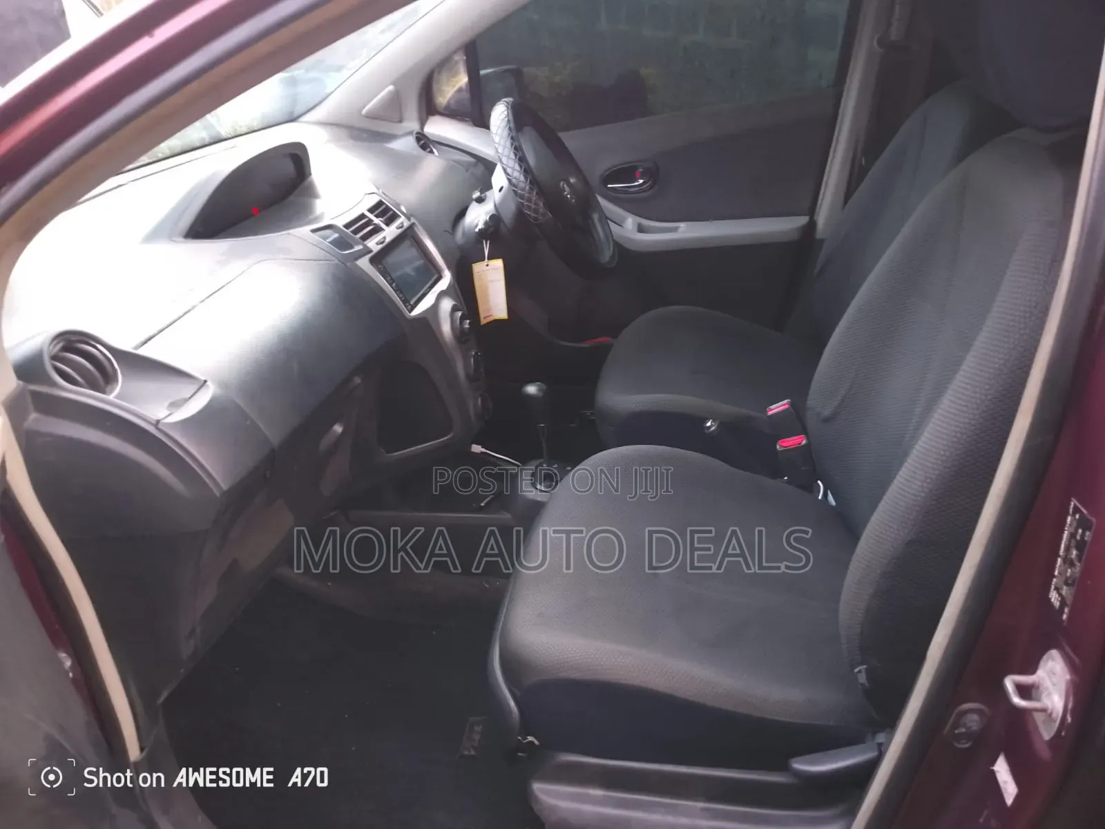 Toyota Vitz 1.0 FWD 5dr 2010 Burgundy