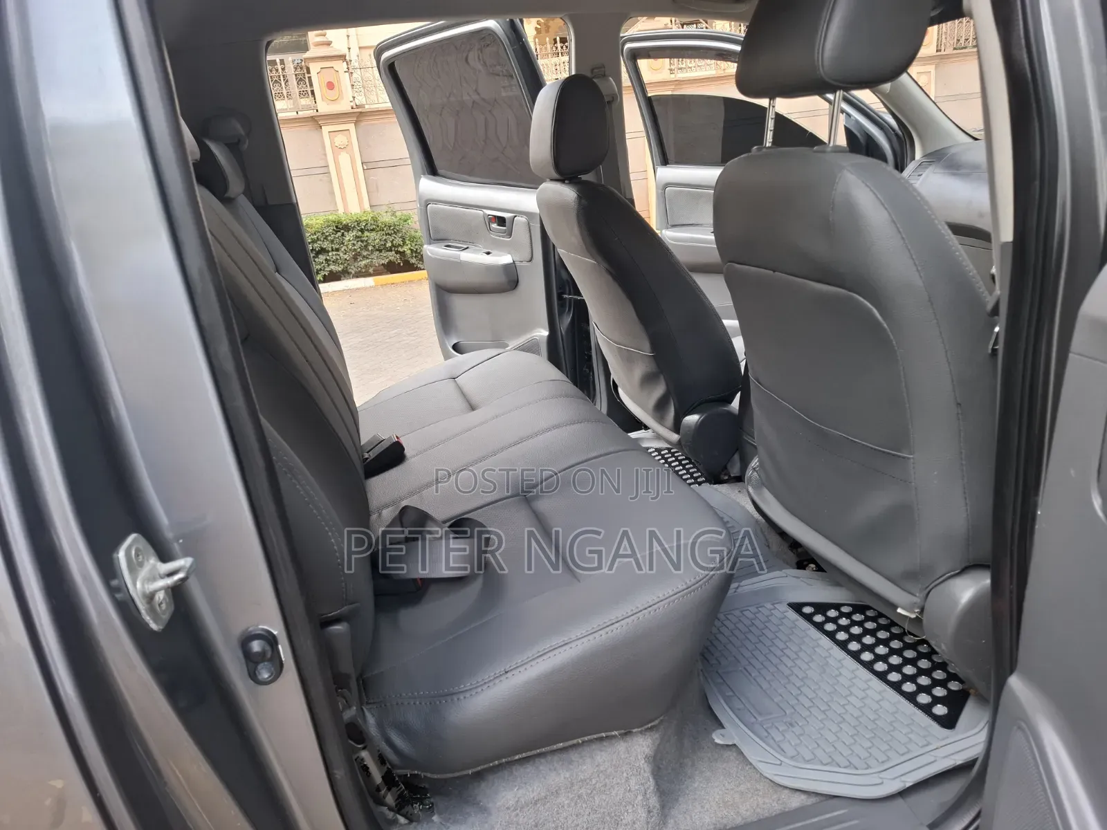 Toyota Hilux 3.0 D-4D 4x4 2013 Gray