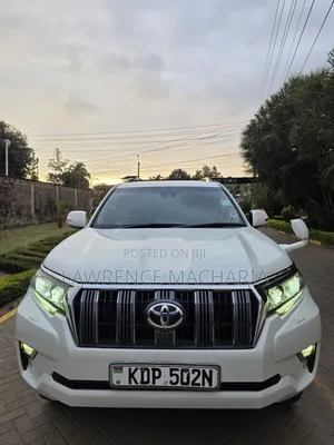 Toyota Land Cruiser Prado 2.8 2017 White