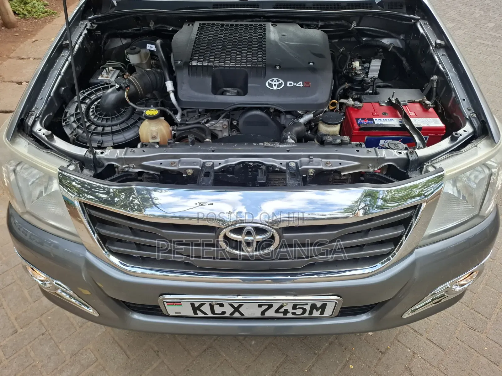 Toyota Hilux 3.0 D-4D 4x4 2013 Gray