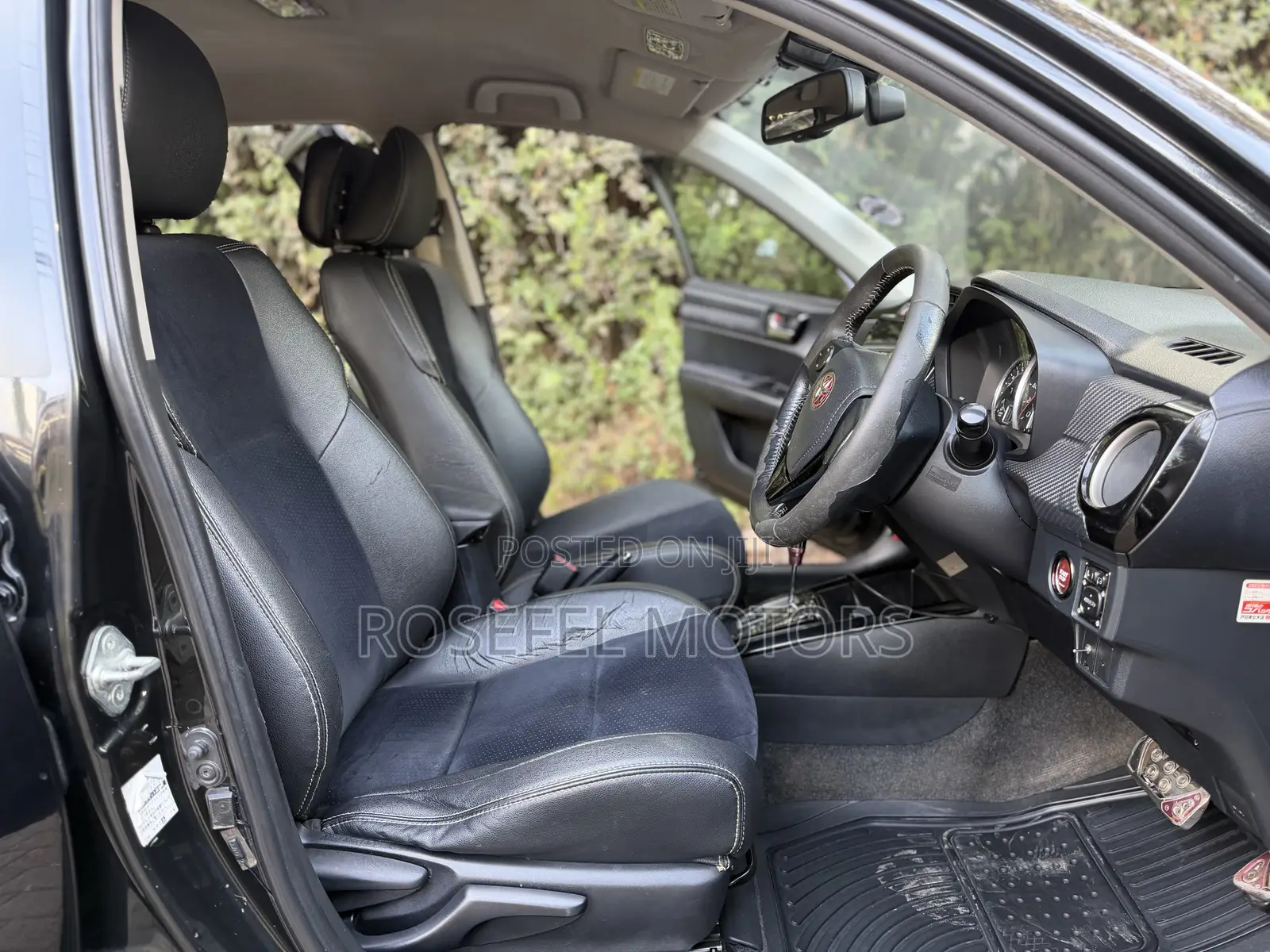 Toyota Corolla Fielder 1.5 Petrol FWD 2013 Black