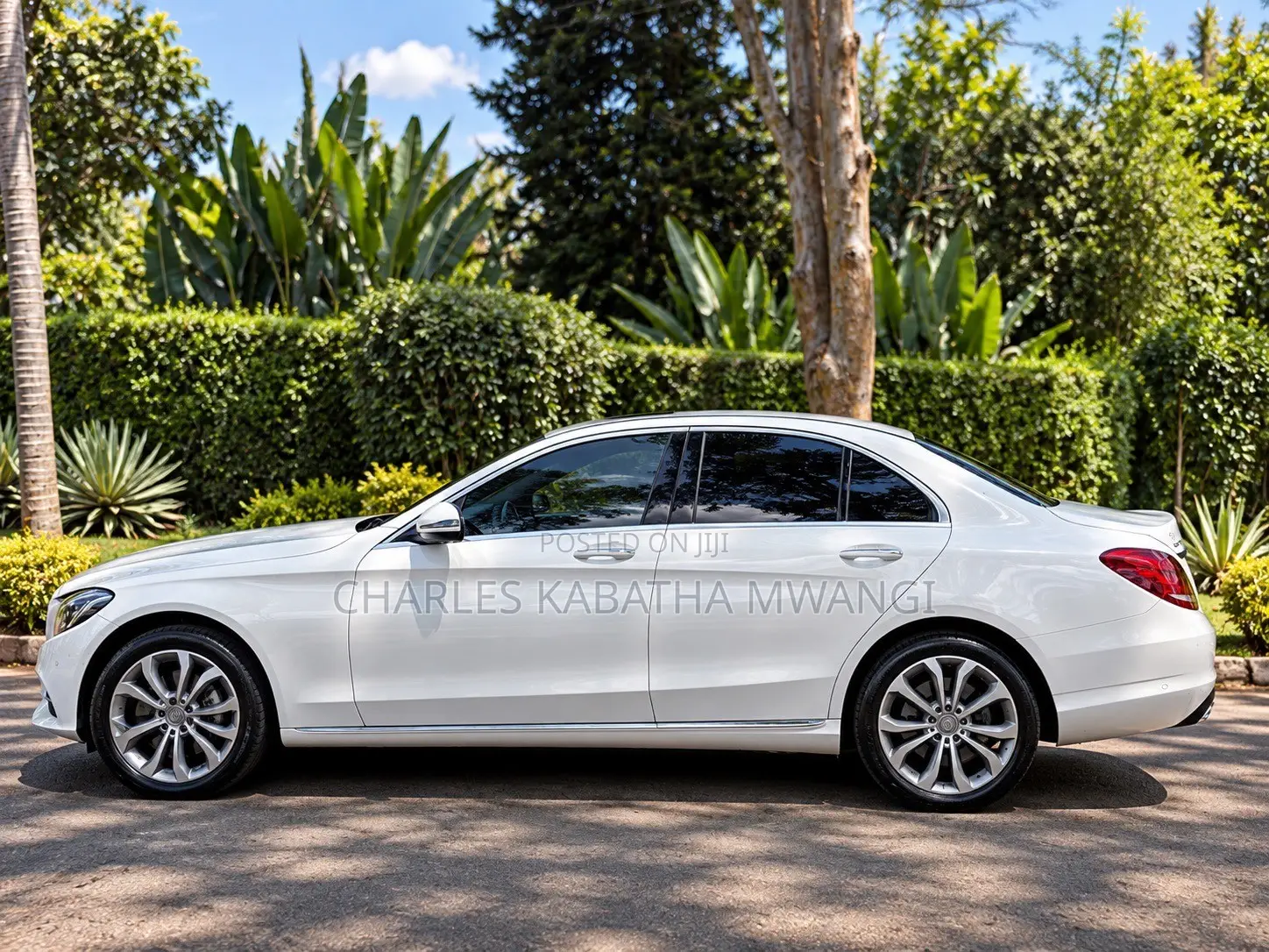 Mercedes-Benz C200 2016 Pearl