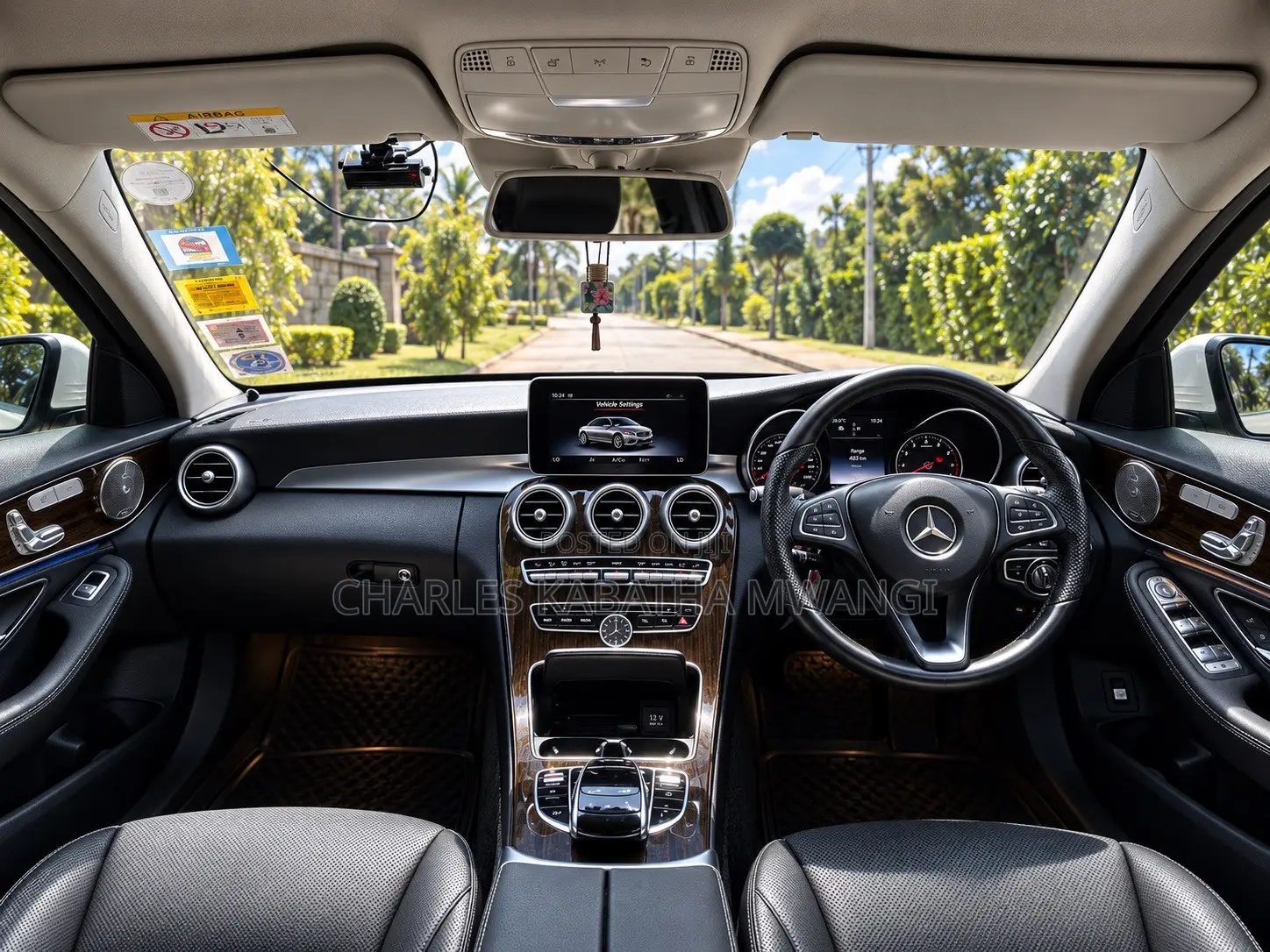 Mercedes-Benz C200 2016 Pearl