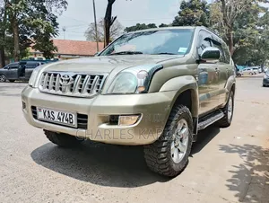 Toyota Land Cruiser Prado 2006 Gold