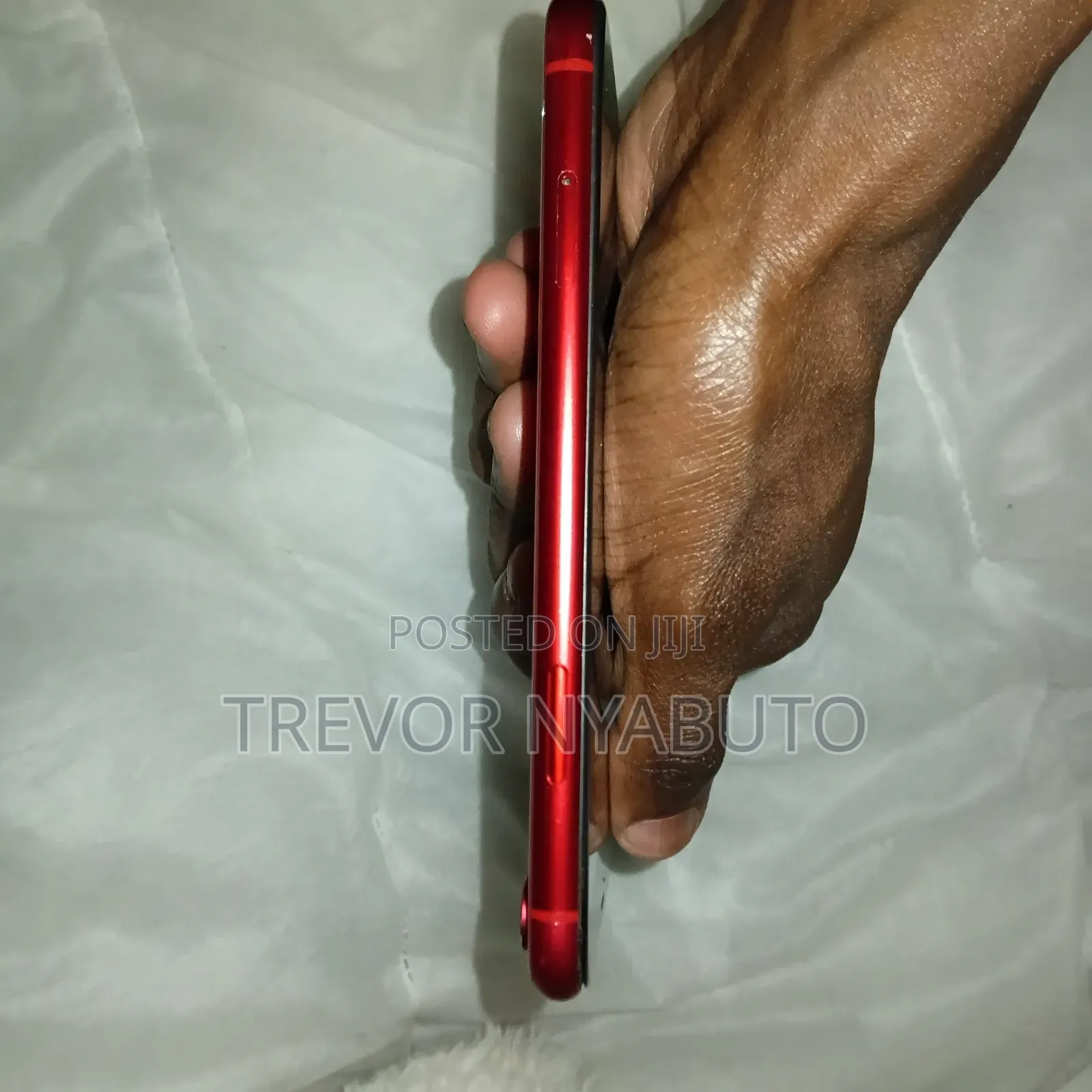 Apple iPhone XR 64 GB Red