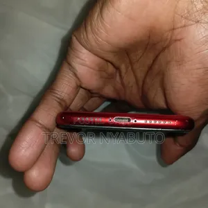 Apple iPhone XR 64 GB Red