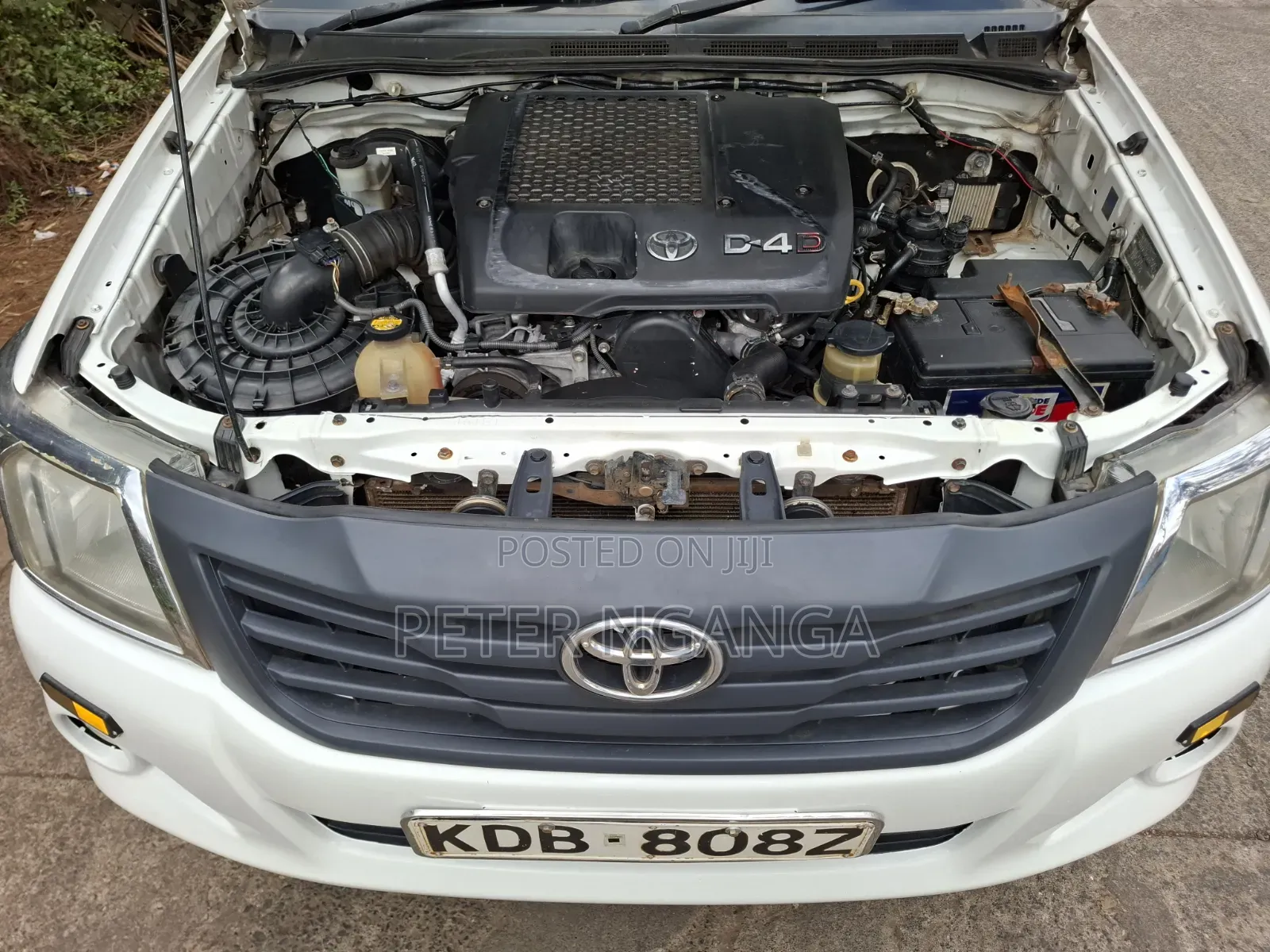 Toyota Hilux 2014 Off white