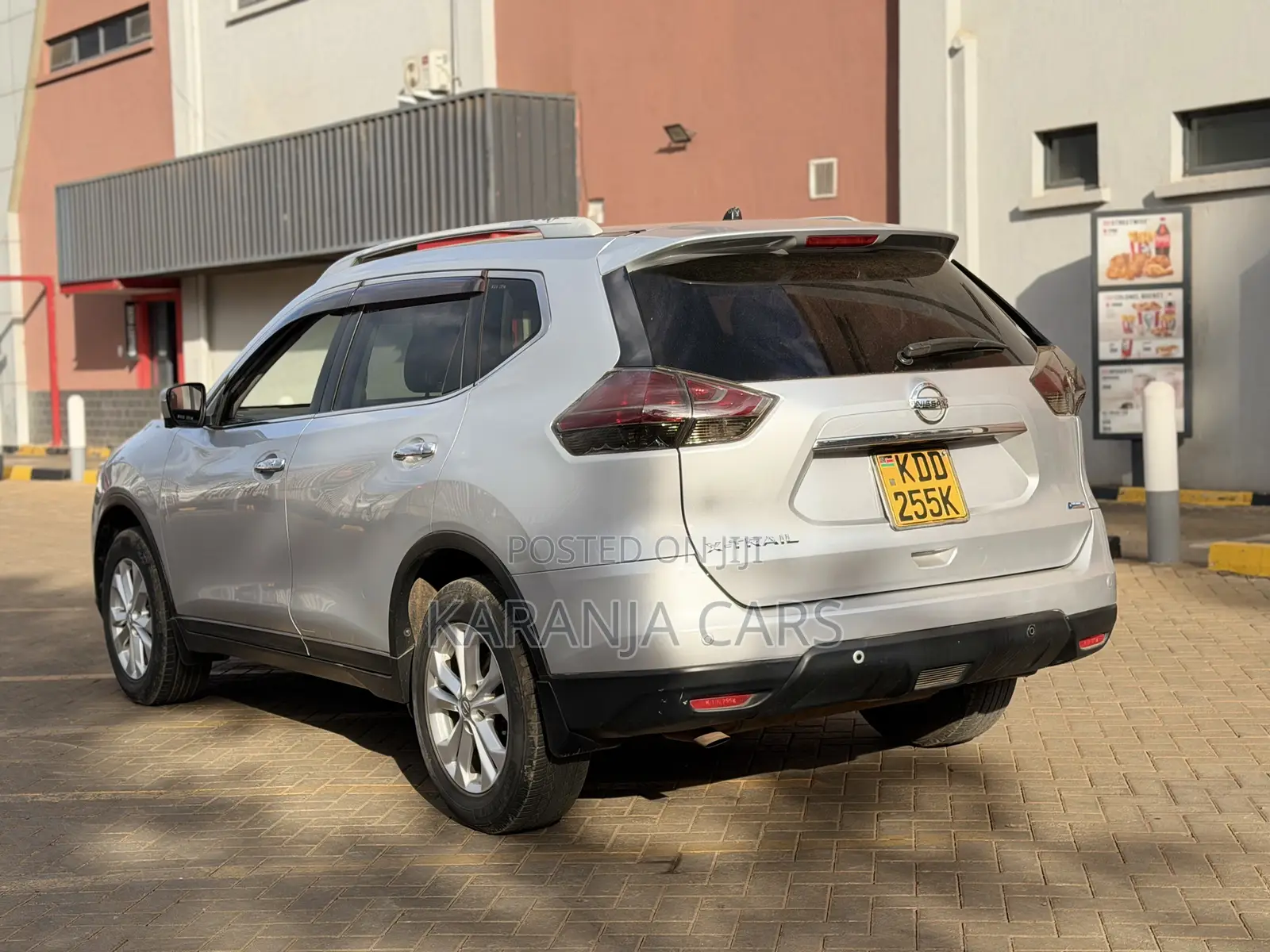 Nissan X-Trail 2.0 Petrol AWD 2014 Silver